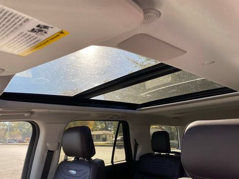 New 2025 Ford Expedition Platinum w/ Platinum Ultimate Package AWD/4WD image 27
