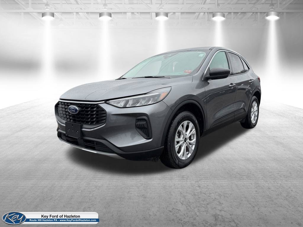 Used 2024 Ford Escape Active AWD/4WD image 3