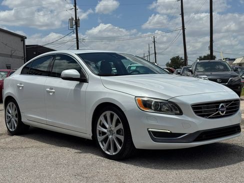 Used 2016 Volvo S60 T5 Inscription Platinum FWD image 9