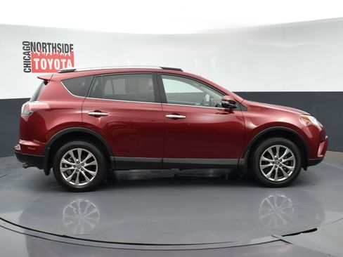 Used 2018 Toyota RAV4 Limited image 5