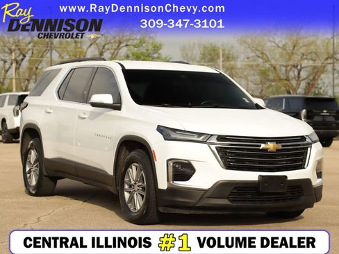 Used 2023 Chevrolet Traverse LT AWD/4WD image 1