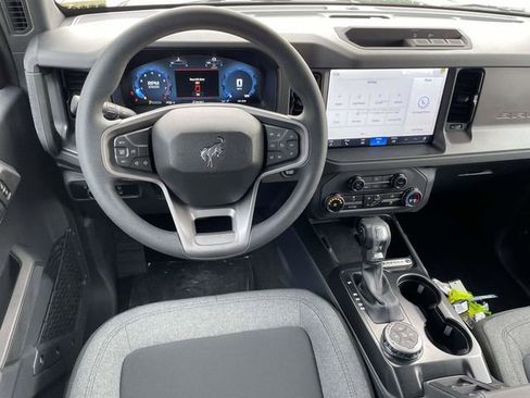 New 2025 Ford Bronco 4-Door image 22