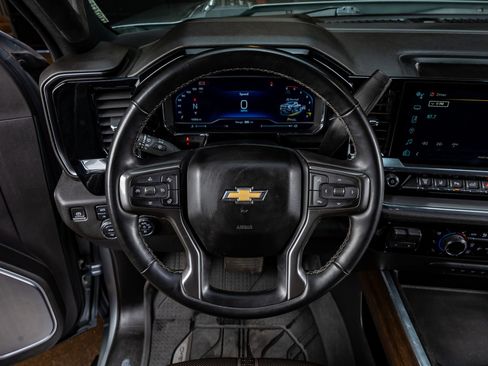 Used 2024 Chevrolet Silverado 3500 High Country image 19