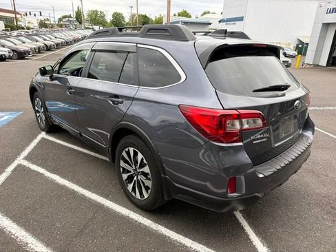 Used 2016 Subaru Outback 3.6R Limited AWD/4WD image 6