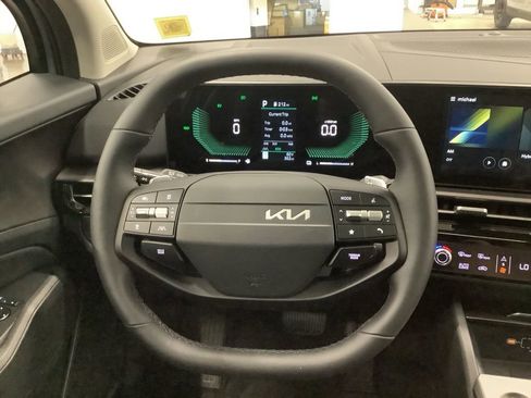 Certified 2026 Kia Sportage EX AWD/4WD image 8