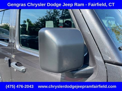 Used 2021 Jeep Wrangler Unlimited Sahara AWD/4WD image 15
