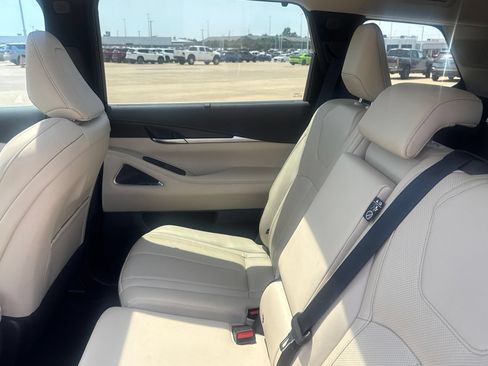 Used 2023 INFINITI QX60 Sensory w/ Vision Package AWD/4WD image 37