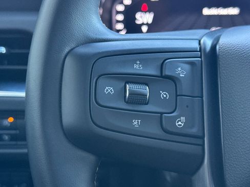 Used 2023 GMC Yukon XL AT4 w/ AT4 Premium Plus Package image 30