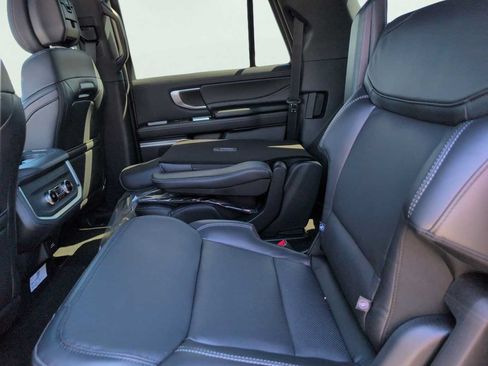 New 2026 Ford Expedition Max Platinum w/ Stealth Appearance Package AWD/4WD image 11