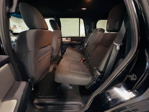 Used 2017 Ford Expedition XLT AWD/4WD image 13