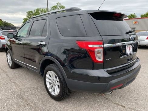 Used 2015 Ford Explorer XLT w/ Equipment Group 202B AWD/4WD image 4
