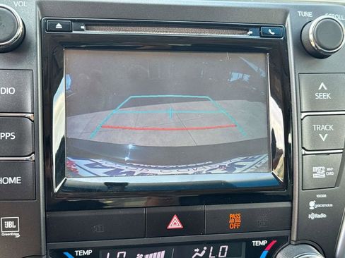 Used 2015 Toyota Camry XLE FWD image 27