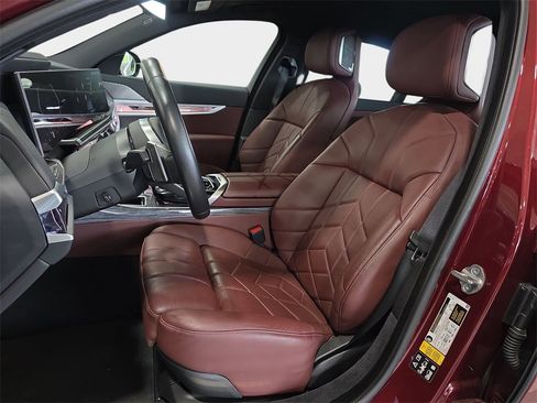 Certified 2023 BMW 760i xDrive w/ Executive Package image 14