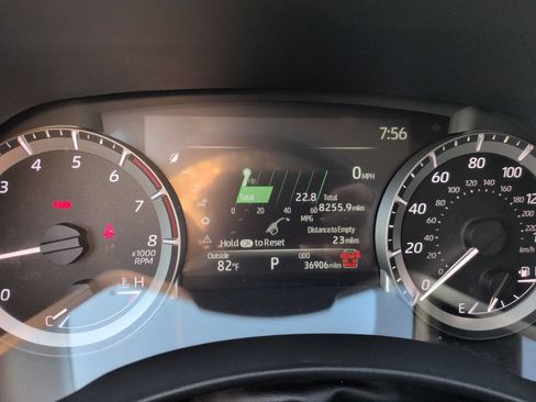 Certified 2025 Toyota Highlander XLE AWD/4WD image 15