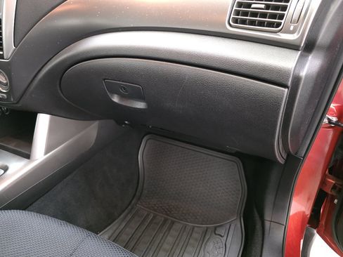 Used 2011 Subaru Forester 2.5X w/ Alloy Wheel Value Pkg image 45