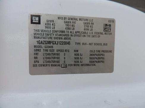 Used 2018 Chevrolet Express 3500 LT w/ LT Preferred Equipment Group RWD image 15