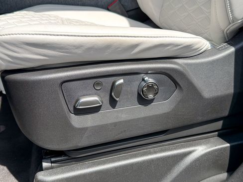 New 2026 Cadillac Escalade Platinum Sport w/ LPO, ONYX Package AWD/4WD image 19