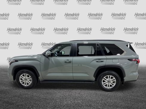 Used 2025 Toyota Sequoia SR5 w/ SR5 Premium Package AWD/4WD image 7