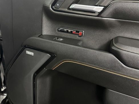 Used 2023 GMC Sierra 1500 AT4 w/ Technology Package image 40