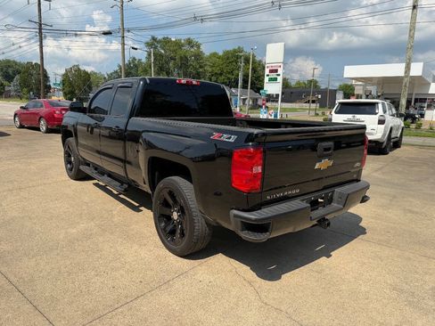 Used 2017 Chevrolet Silverado 1500 LT w/ All Star Edition AWD/4WD image 3