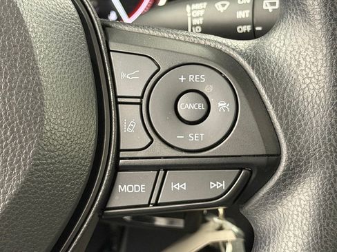 Certified 2025 Toyota RAV4 LE FWD image 26