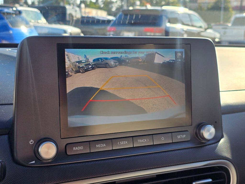 Used 2023 Hyundai Kona SE FWD image 22