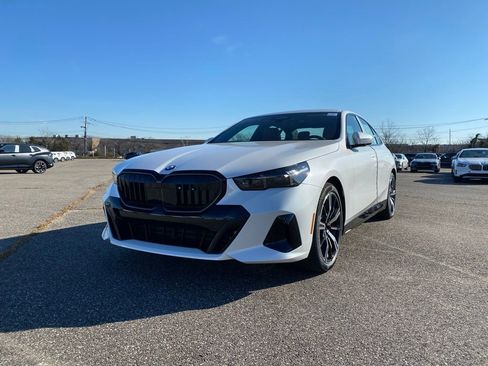 New 2026 BMW 530i xDrive image 1