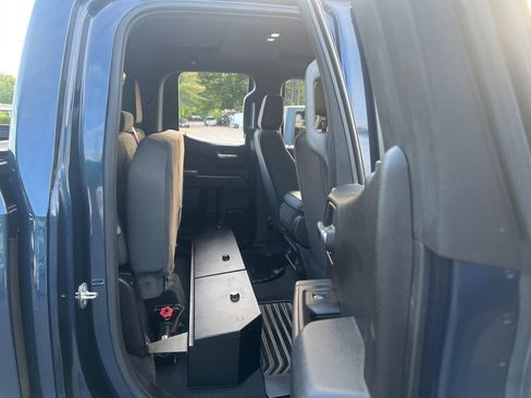 Used 2020 Chevrolet Silverado 1500 Custom Trail Boss w/ Custom Convenience Package AWD/4WD image 19