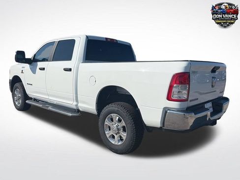 Used 2024 RAM 2500 Big Horn w/ Off Road Package AWD/4WD image 3