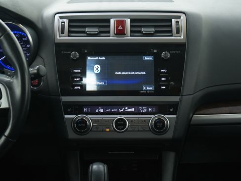 Used 2016 Subaru Outback 2.5i Limited image 17