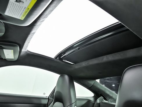 Used 2018 Porsche 911 GT3 RS image 18