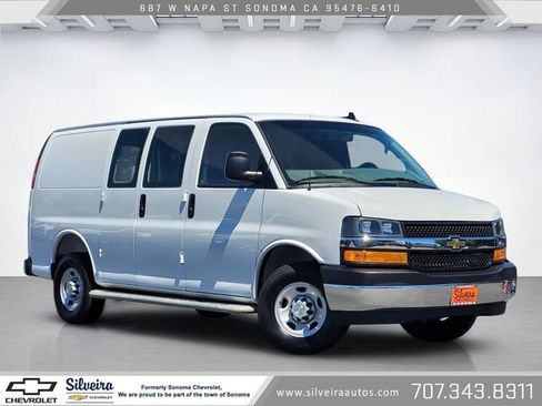 Used 2025 Chevrolet Express 2500 w/ Driver Convenience Package RWD image 1