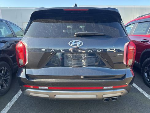 Used 2024 Hyundai Palisade Limited AWD/4WD image 4