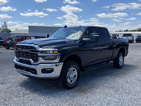 New 2026 RAM 3500 Tradesman AWD/4WD image 23