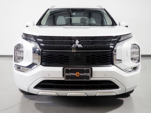 Used 2025 Mitsubishi Outlander SEL image 58