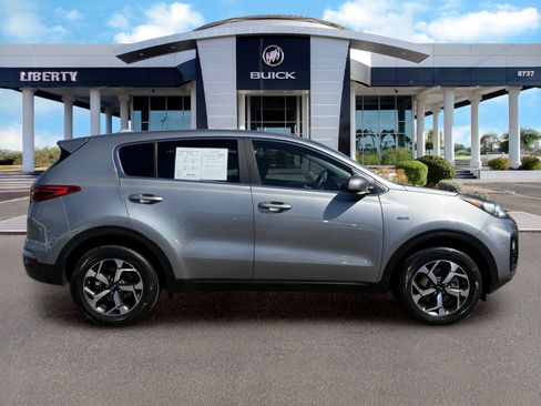 Used 2021 Kia Sportage LX AWD/4WD image 2