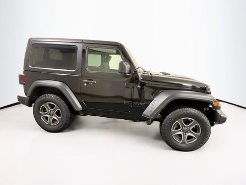 Used 2023 Jeep Wrangler Sport AWD/4WD image 4