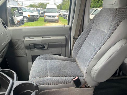Used 2013 Ford E-350 and Econoline 350 XL w/ PWR Windows & Locks Group RWD image 6