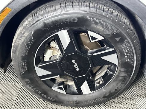Used 2026 Kia Sportage LX FWD image 10