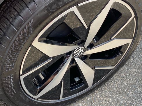 Certified 2023 Volkswagen ID.4 Pro S AWD/4WD image 21