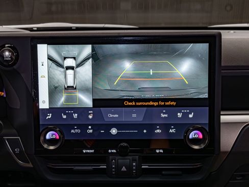 Used 2026 Lexus GX 550 AWD/4WD image 19