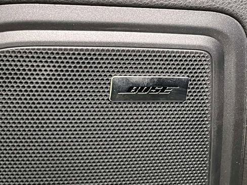 New 2026 Porsche Macan image 36