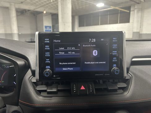 Used 2019 Toyota RAV4 Adventure image 10