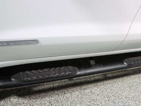 Used 2023 GMC Sierra 1500 Elevation image 13