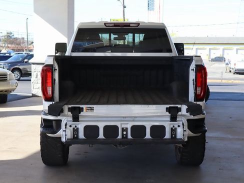 Used 2022 GMC Sierra 2500 Denali image 51