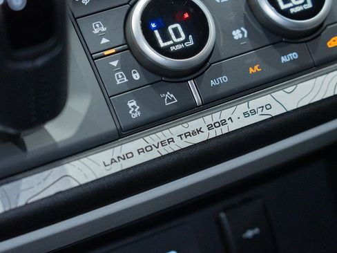 Used 2022 Land Rover Defender 110 S AWD/4WD image 62