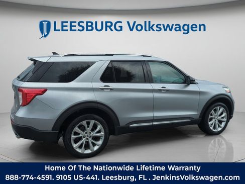 Used 2022 Ford Explorer Platinum w/ Equipment Group 601A AWD/4WD image 5