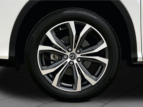 Used 2021 Lexus RX 350L FWD w/ Premium Package image 10