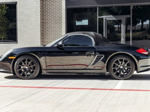 Used 2010 Porsche Boxster RWD image 12