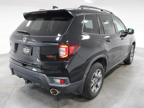 Used 2022 Honda Passport TrailSport image 9